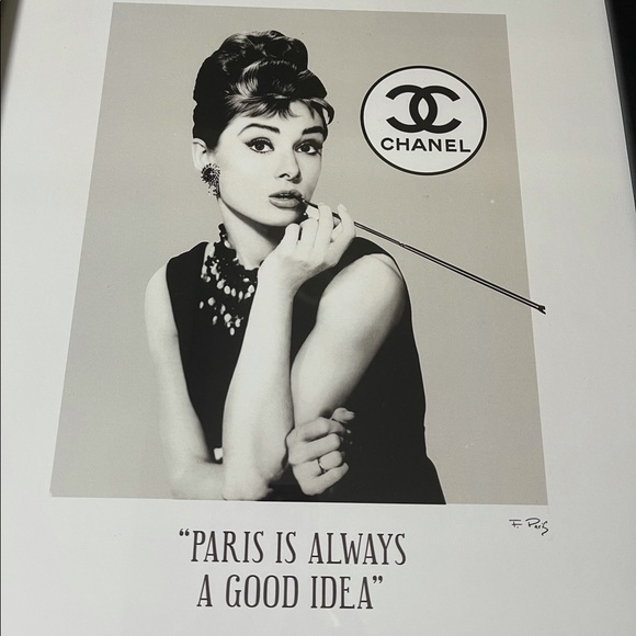 FAIRCHILD PARIS-NWT Framed Art-CHANEL & Audrey - Picture 6 of 9